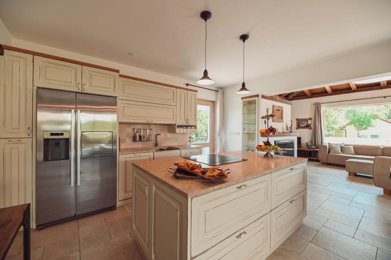 Luxury Villa Solea Barusic Bagian luar foto