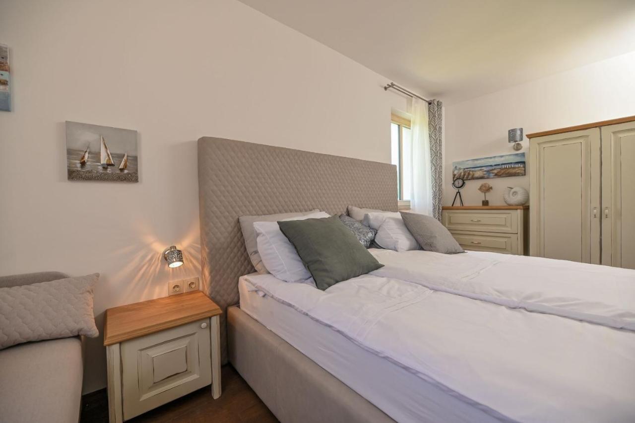 Luxury Villa Solea Barusic Bagian luar foto