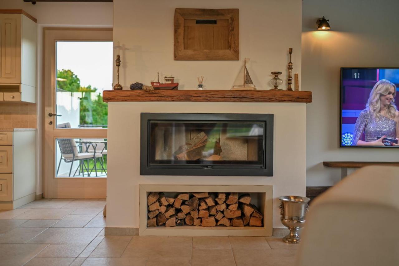 Luxury Villa Solea Barusic Bagian luar foto
